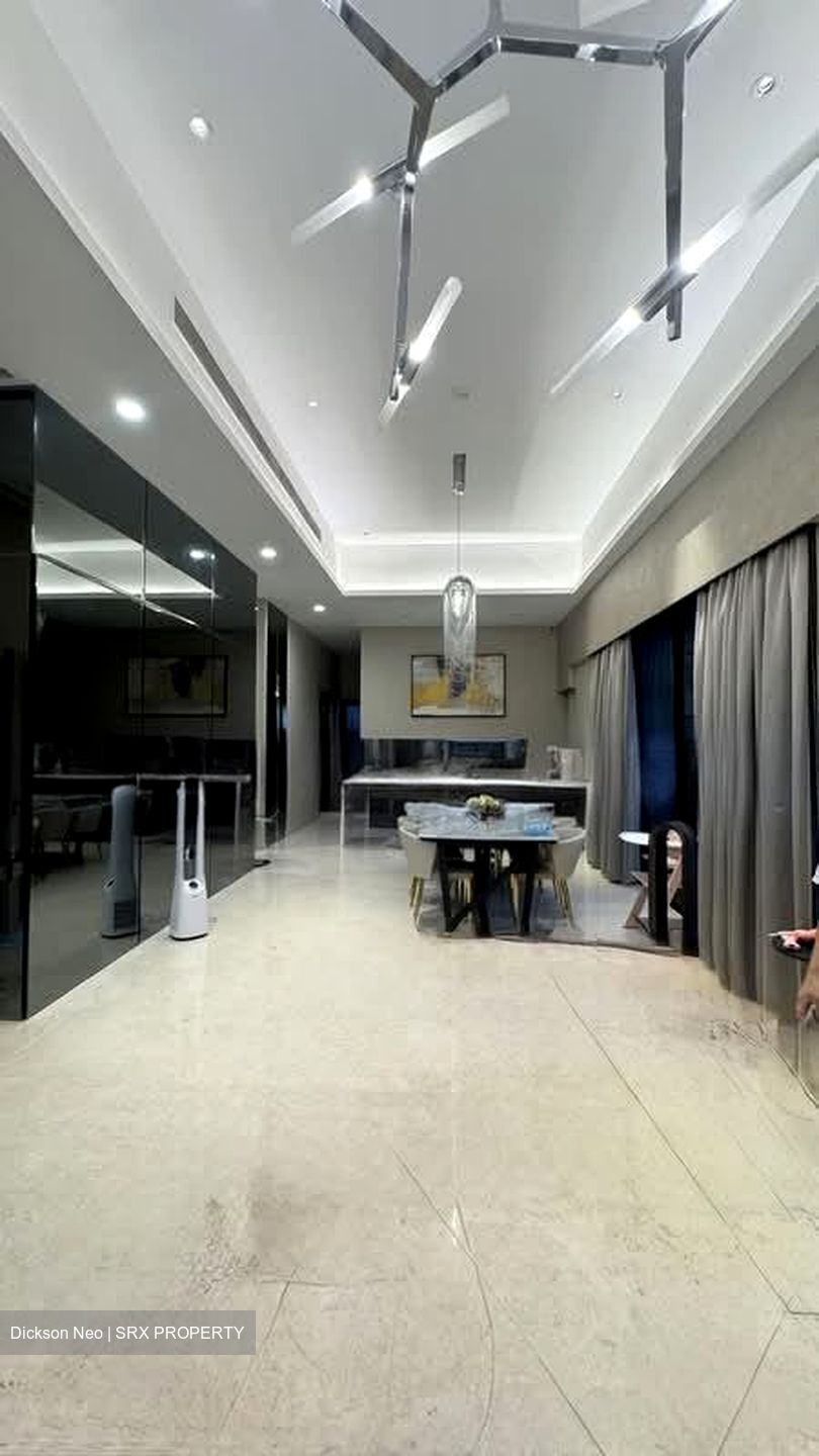 Upper Bukit Timah Road (D21), Terrace #558305401